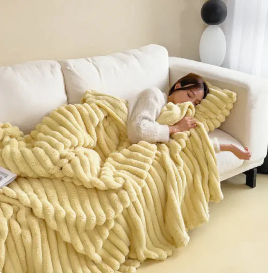Soft Bubble Velvet Blanket | Soft All-Season Home Comfort