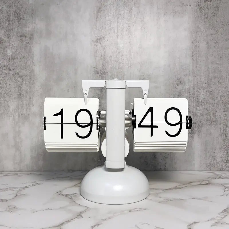 European Style Automatic Flip Clock – Retro Page-Flipping Timepiece for Home & Office