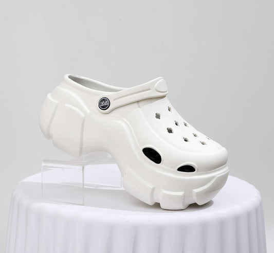 Women's Lightweight Slip-On Clogs – Practical Everyday Comfort Shoes