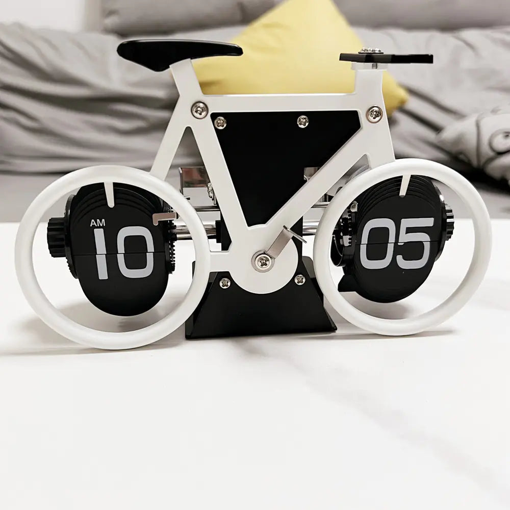 European Style Automatic Flip Clock – Retro Page-Flipping Timepiece for Home & Office