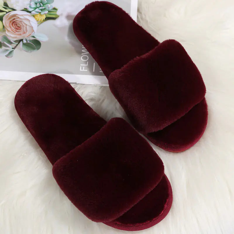 Women’s Plush Winter Slippers | Soft Indoor Wear