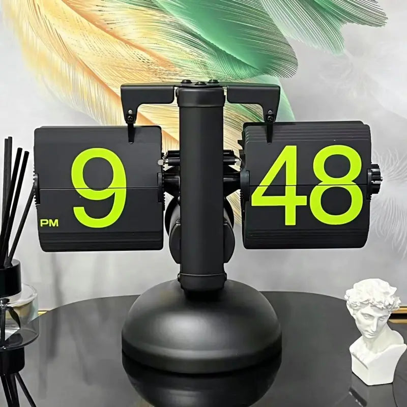 European Style Automatic Flip Clock – Retro Page-Flipping Timepiece for Home & Office