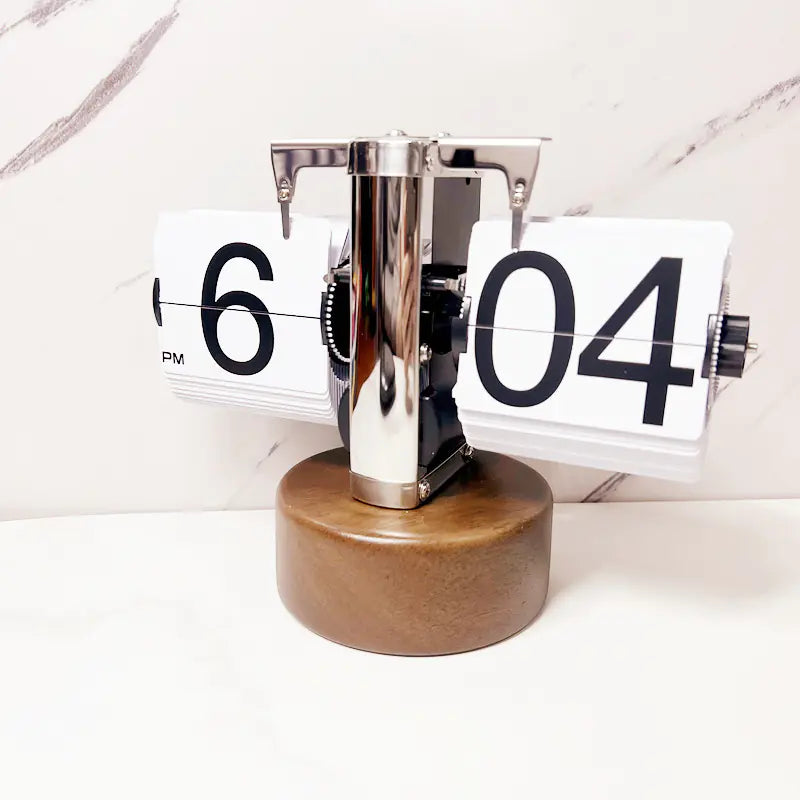 European Style Automatic Flip Clock – Retro Page-Flipping Timepiece for Home & Office