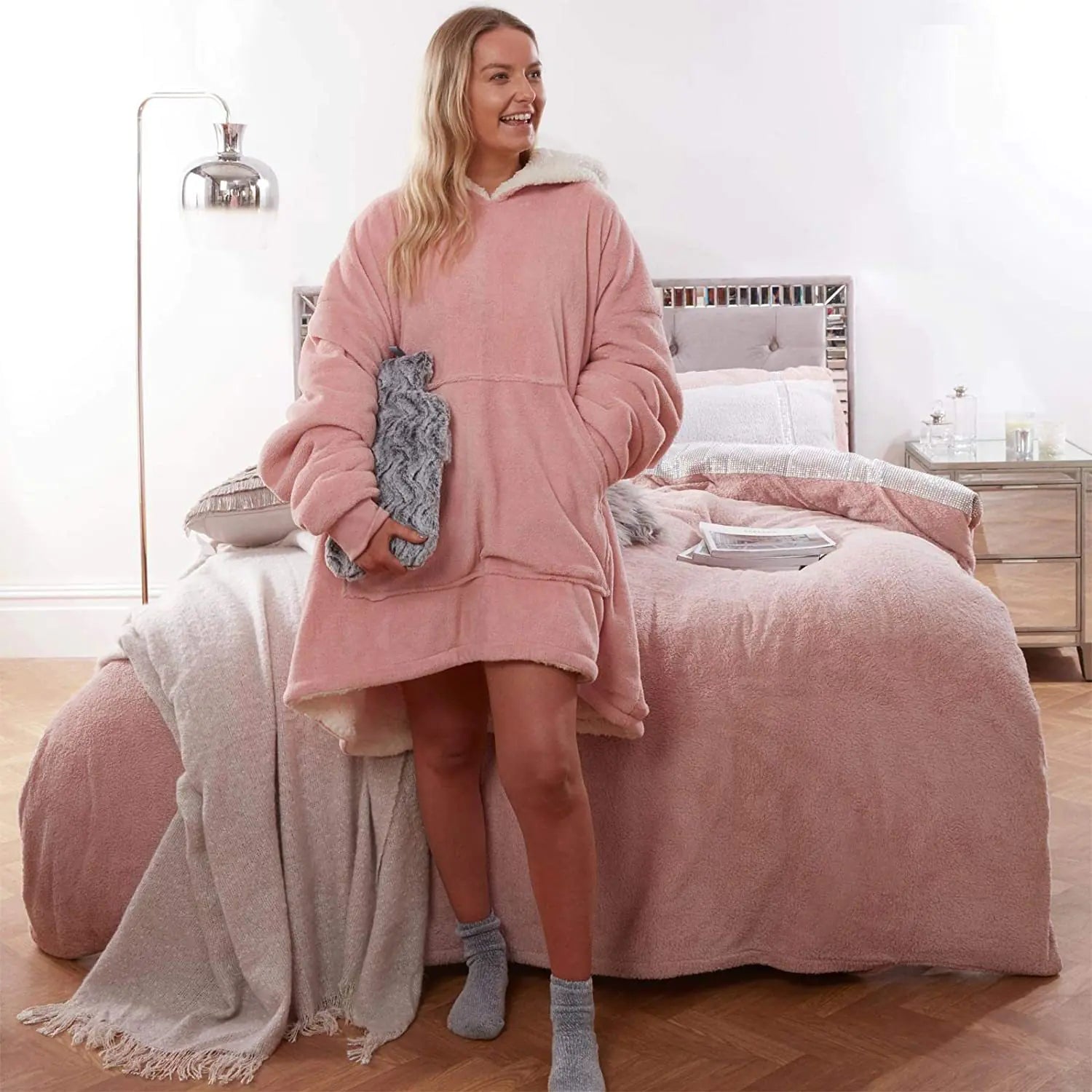 Hooded Women’s Warm Flannel Pajamas Blanket – Cozy Winter Lounge Wear