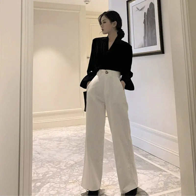 Autumn Women’s Two-Piece Wide Leg Suit – Chic Black Shirt & White Wide-Leg Pants Outfit