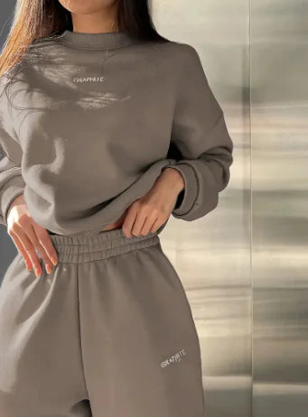 Spring/Autumn Sweater & Pants Set – Cozy Two-Piece Relaxed Fit Outfit