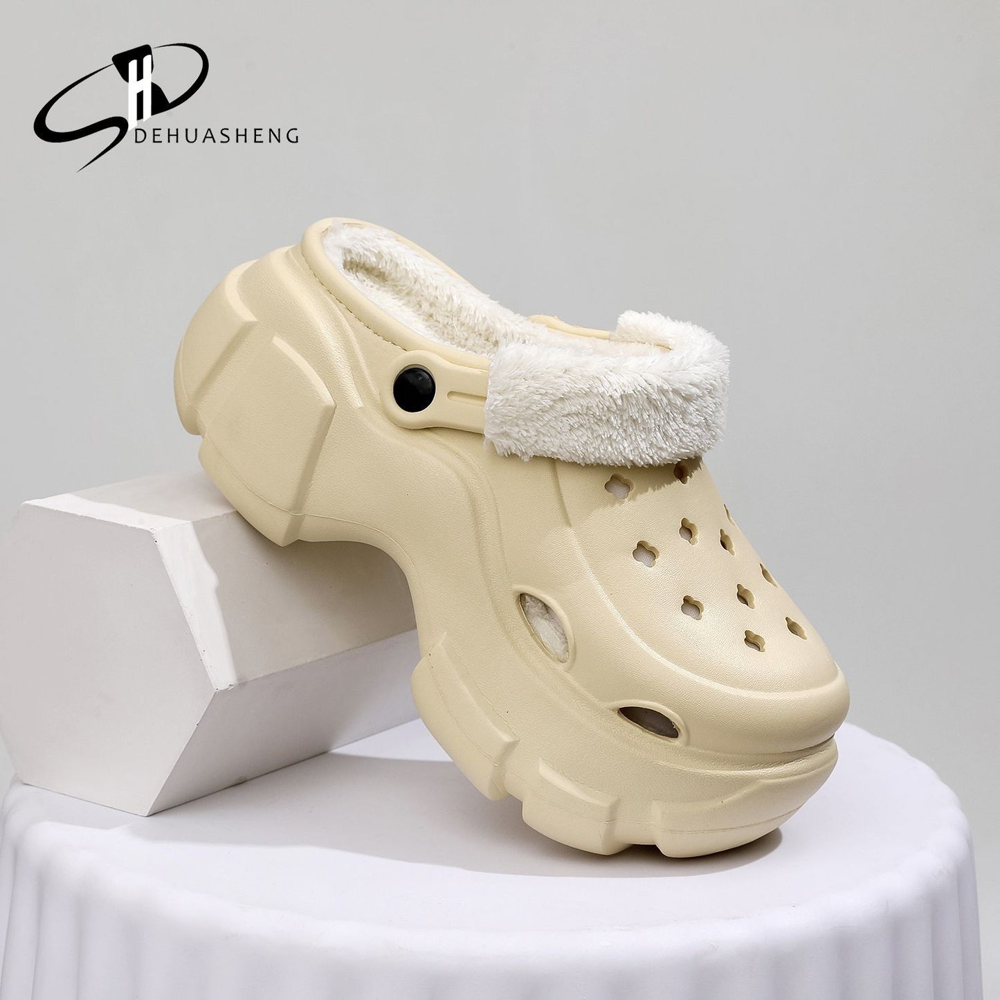 Women's Lightweight Slip-On Clogs – Practical Everyday Comfort Shoes