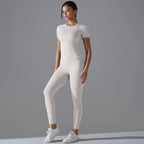 Women’s Quick-Dry Yoga Sports Set – Short-Sleeve Top & Trousers for Fitness
