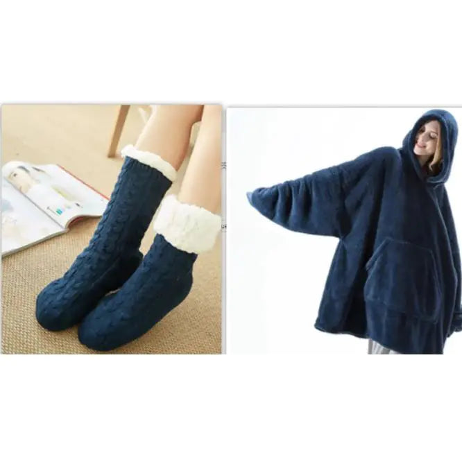 Double-Sided Fleece Wearable Blanket with Sleeves | Soft Warm Home Comfort