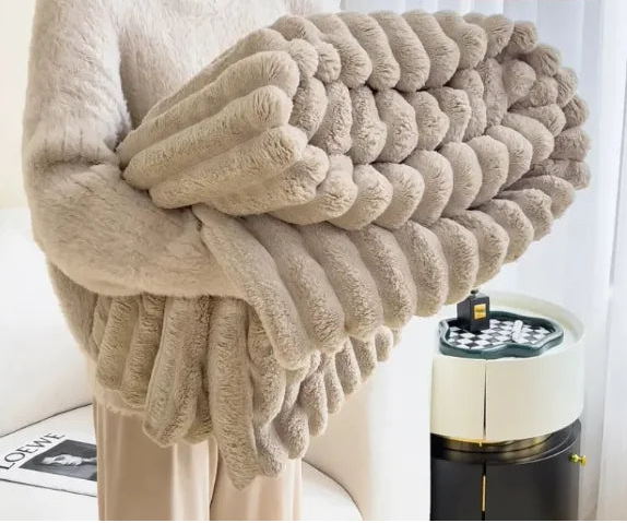 Soft Bubble Velvet Blanket | Soft All-Season Home Comfort