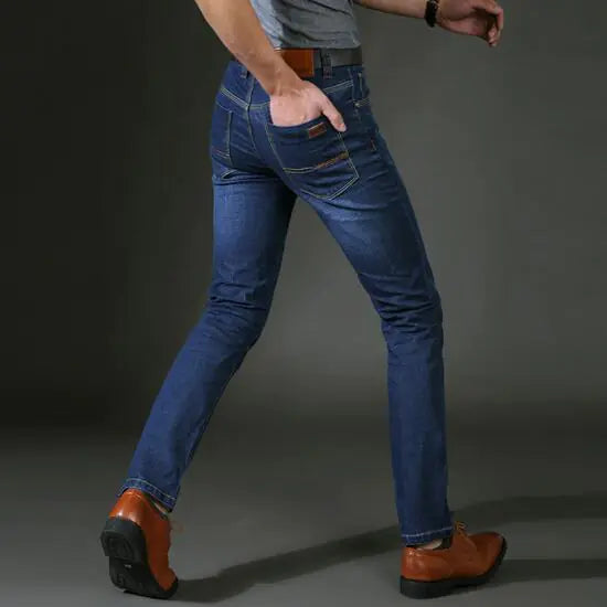 Mid-Rise Stretch Jeans for Men – Classic Straight Cut Comfort