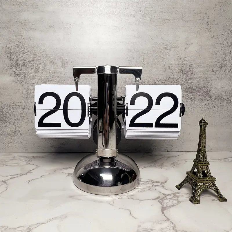 European Style Automatic Flip Clock – Retro Page-Flipping Timepiece for Home & Office