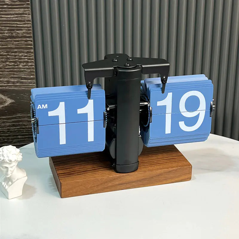 European Style Automatic Flip Clock – Retro Page-Flipping Timepiece for Home & Office