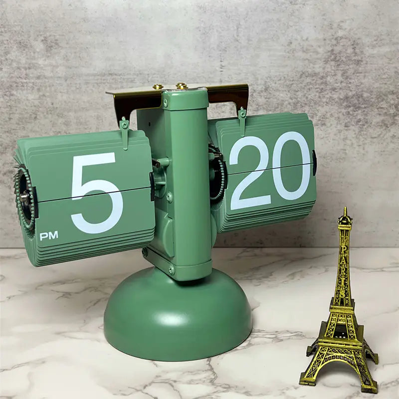 European Style Automatic Flip Clock – Retro Page-Flipping Timepiece for Home & Office