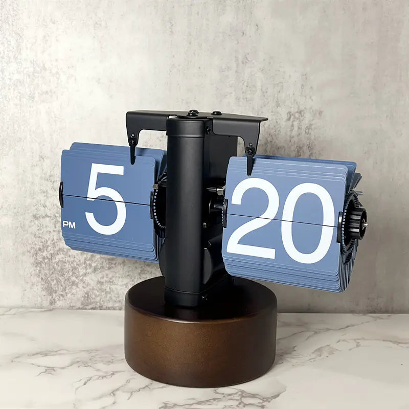 European Style Automatic Flip Clock – Retro Page-Flipping Timepiece for Home & Office