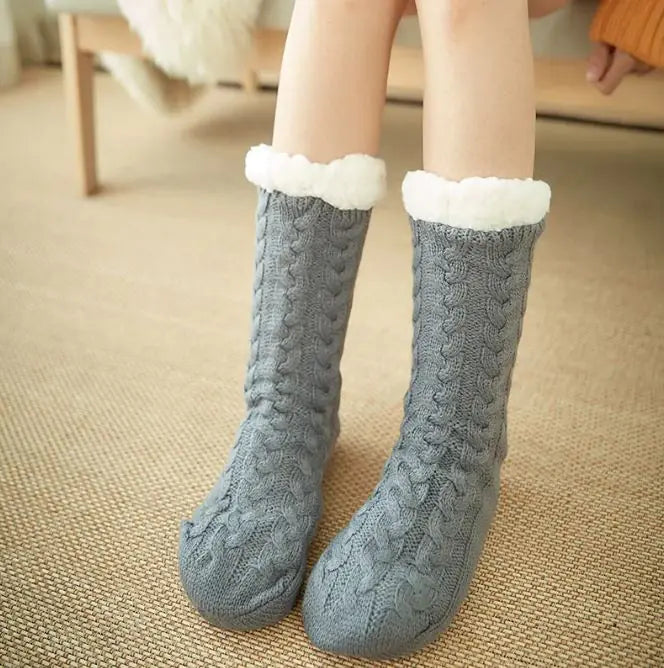 Double-Sided Fleece Thicker Wearable Blanket – Ultra Soft & Warm